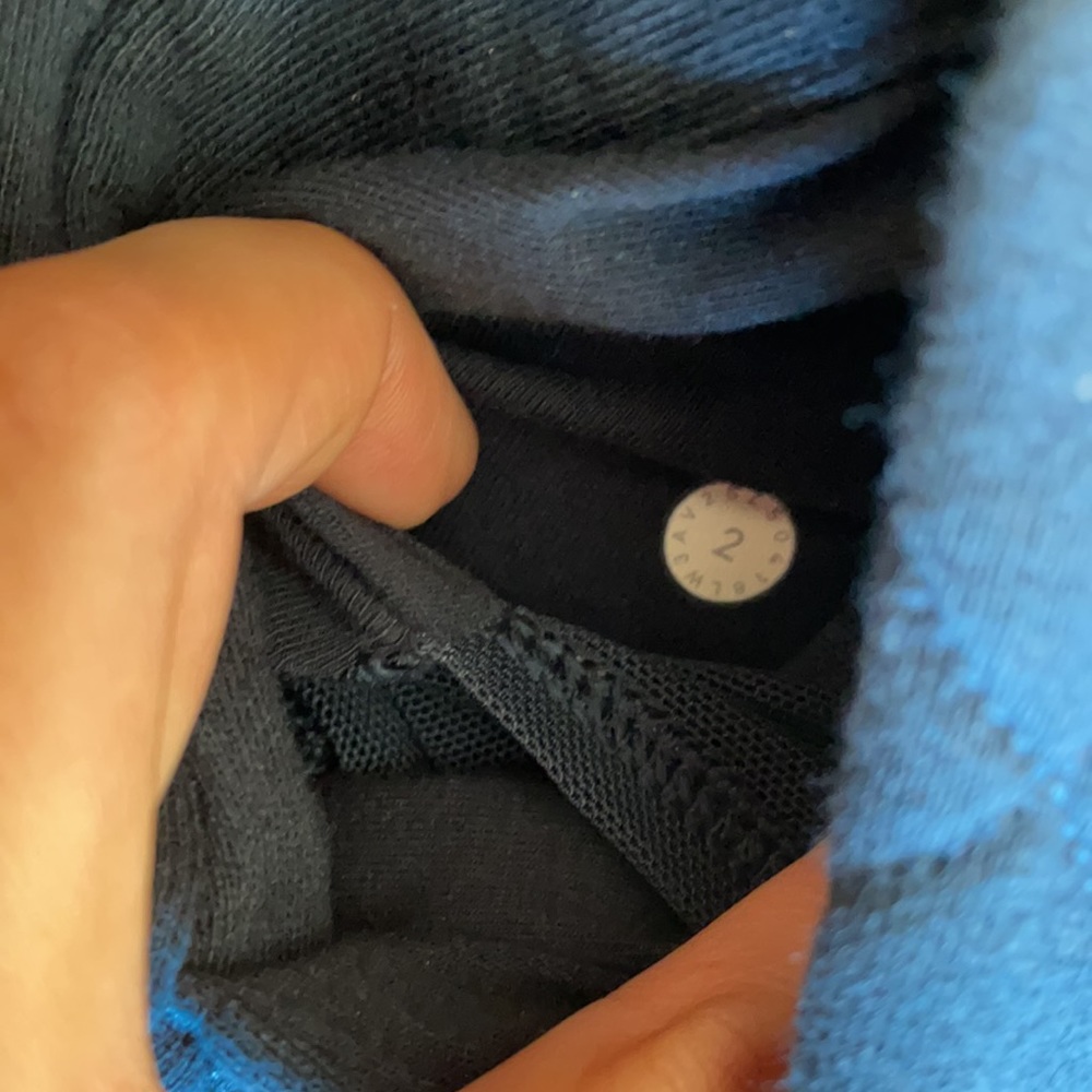 Lululemon Jacket - Picture 6 of 7